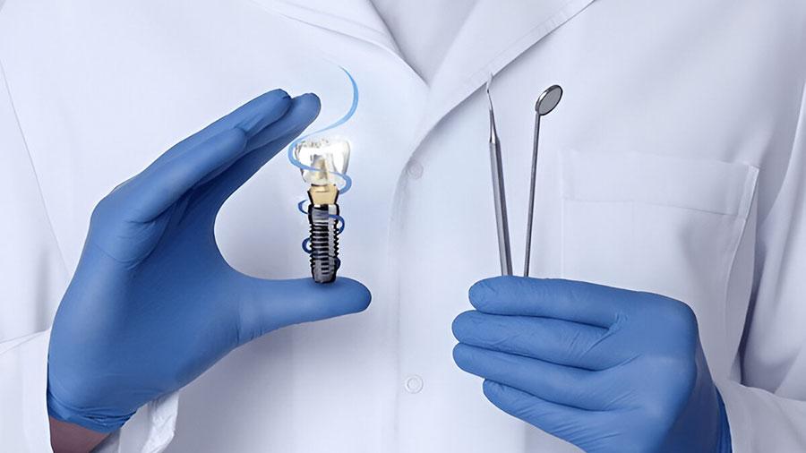 4 Signs And 7 Causes Of Dental Implant Failure