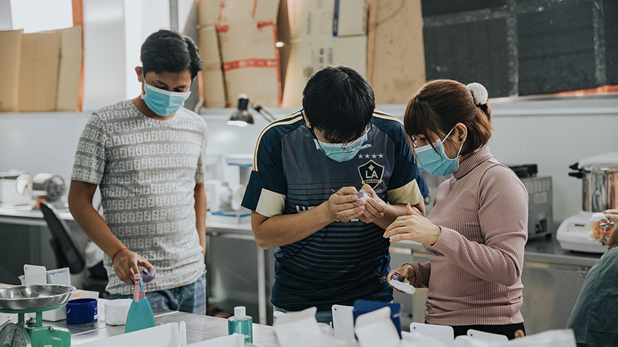 Hợp Tác Với Labo Nha Khoa